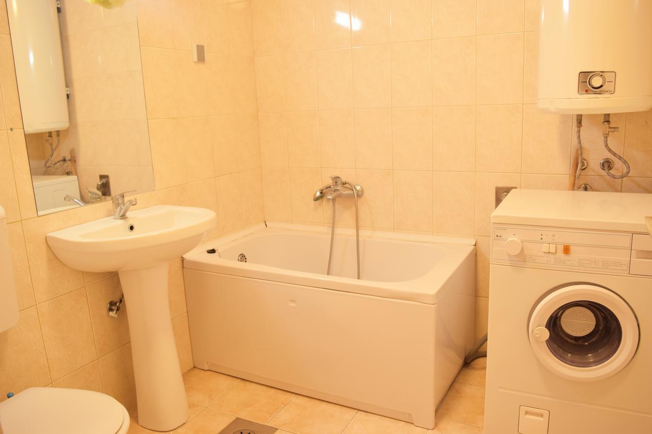 Two Bedroom Apartment Near Centre أوهغيد المظهر الخارجي الصورة