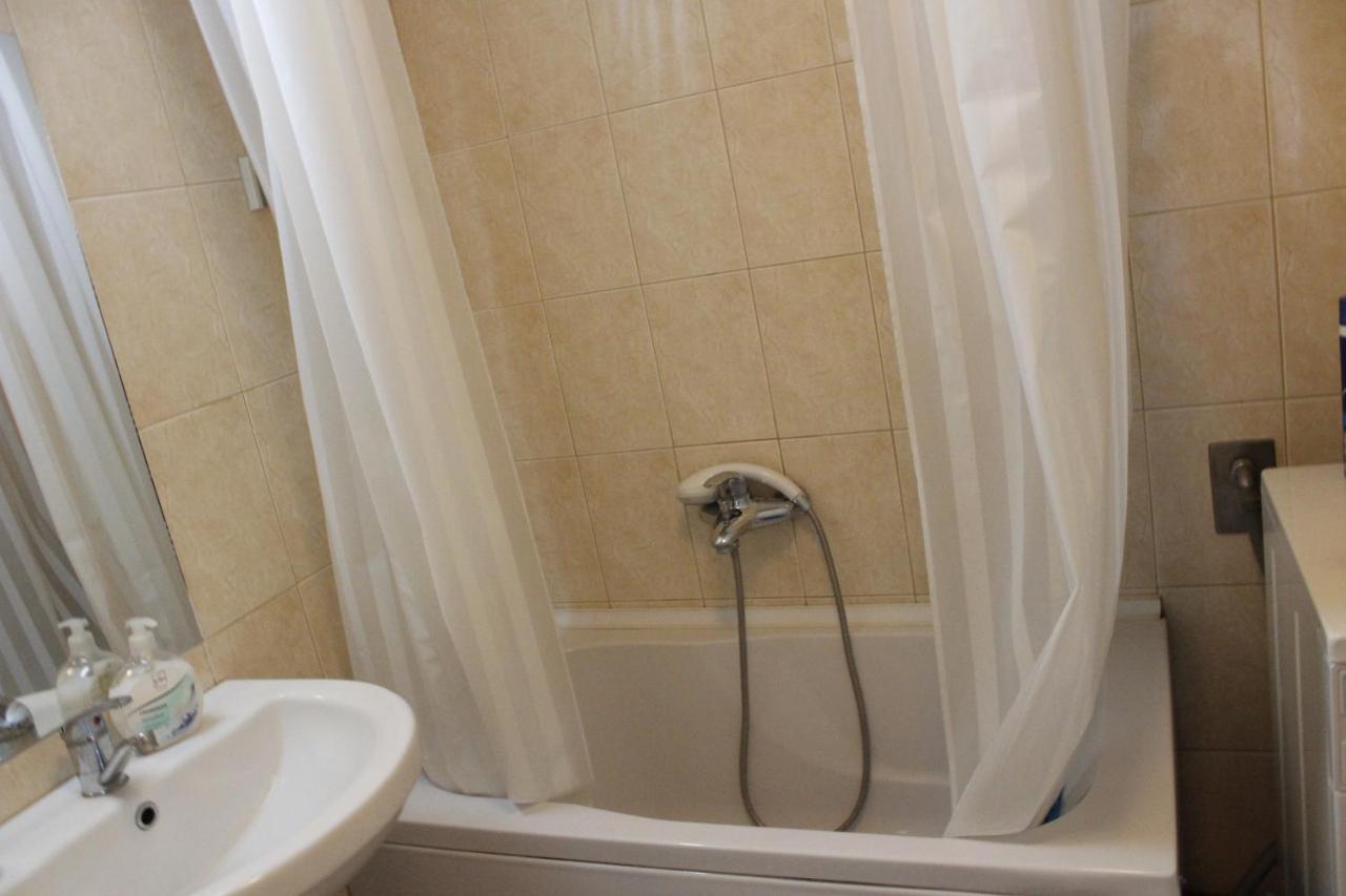 Two Bedroom Apartment Near Centre أوهغيد المظهر الخارجي الصورة